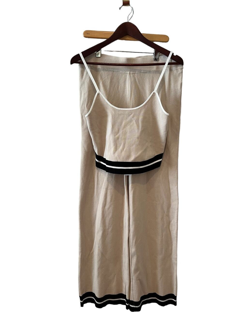 House of Harlow 1960 Wide Leg Knit Pants & Crop Top Set Beige Black M